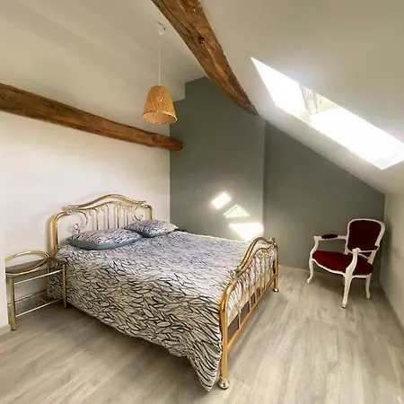 La Maison De J. *